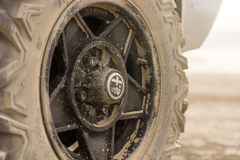 Illustration for article titled This Alfa Was Dropped By A Tow Truck And Then It Became The Ultimate Italian Survivor